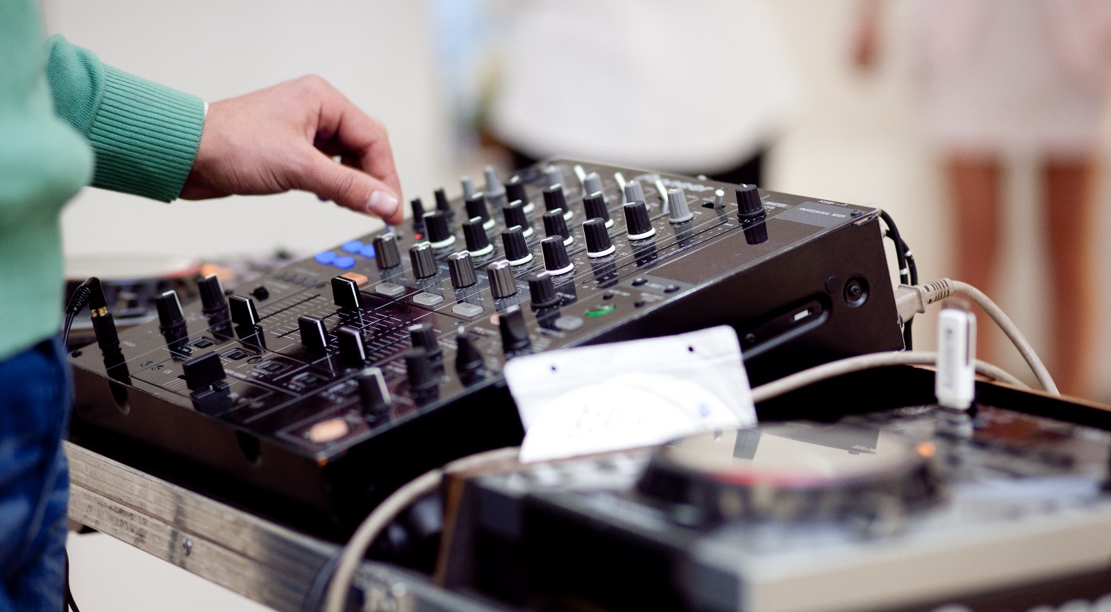 Tabla de sonido para producción audiovisual